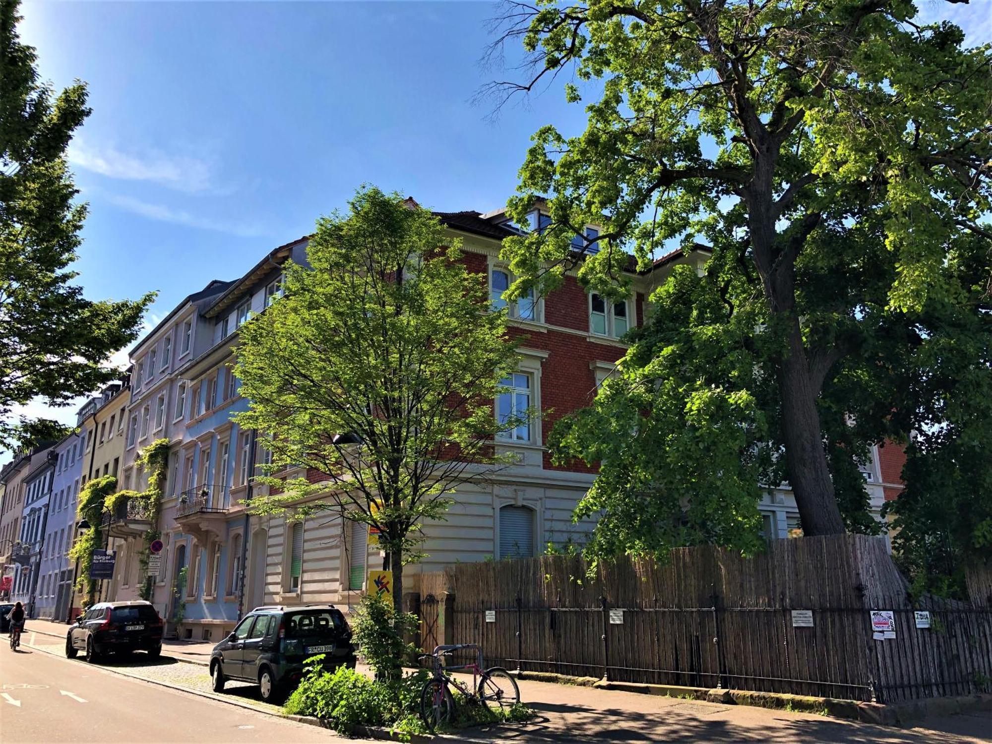 Luxus Apartment Colloseum In Der Stadt ไฟรบวร์กอิมไบรส์เกา ภายนอก รูปภาพ